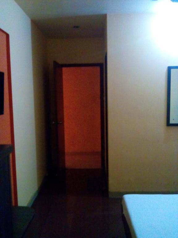 Hotel Jalaja Inn Mumbai Room photo